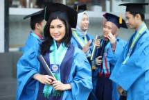 Wisudawan UBSI