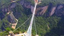Bungee Jumping Tertinggi di Dunia Akhirnya Kembali dibuka 