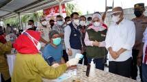 Rangkul Papmiso, KemenkopUKM Gelar Vaksinasi bagi Ribuan Pedagang Bakso di Bekasi