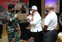 Panglima TNI Hadi Tjahjanto Pastikan TNI-Polri Dukung Pelaksanaan PON XX