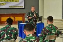 Aspotmar Dankormar) Kolonel Marinir Raja Erjan H.S. Girsang, S.E.,M.M