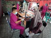 RS Ewa Pangalila Lanmar Surabaya Laksanakan Vaksinasi Usia 12-17 Tahun