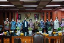 Menteri Lingkungan Hidup dan Kehutanan Siti Nurbaya 