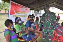 Pangdam XVII Cenderawasih Mayjen TNI Ignatius Tinjau Langsung Serbuan Vaksinasi di Kab. Keerom