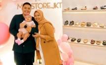 Berawal Dari Reseller, Dinda dan Arief Kini Memiliki Industri Sepatu