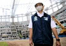 Gubernur Jakarta Anies Baswedan di Lapangan JIS