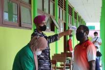 Pasmar 3 Terus Laksanakan Serbuan Vaksinasi di Sorong Papua