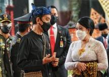 Presiden Jokowi dan Ketua DPR RI Puan Maharani