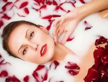 Ilustrasi Mandi Susu (Foto: Boldsky)