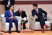 Presiden Jokowi berbincang dengan PM Kanada Justin Trudeau (Foto Setkab)