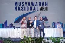 Ketua Umum APJII Muhammad Arif Angga dan Sekjen Zulfadli Syam. 