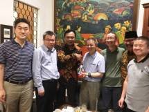  Gaya Berinteraksi Presiden Jokowi dengan Rakyat Dikagumi Wartawan Tiongkok