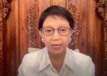 Menlu Retno