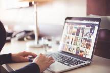 Pentingnya Menjaga Identitas Digital dari Aktivitas Online Berinternet