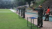 Perwira Batalyon Infanteri 6 Marinir Cilandak Tingkatkan Kemampuan Menembak Pistol