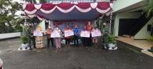 Kodim 1701/Jayapura Beri Bantuan Tunai Kepada Pedagang Kaki Lima dan Warung