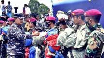 KASAL Laksamana Yudo Saksikan Serbuan Vaksinasi di Dabo Singkep Riau