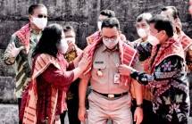Gubernur Anies
