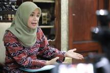 Ketua Dekranasda Jateng Atikoh Ganjar Pranowo, saat membuka Workshop Kewirausahaan, Tips dan Trik Berjualan Online di Marketplace dan Sosial Media, melalui virtual, kepada siswa SMKN 1 Jepara, Selasa (26/10/2021).