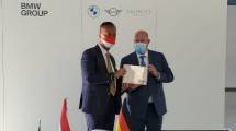 Menteri Perindustrian (Menperin) Agus Gumiwang Kartasasmita saat melakukan pertemuan dengan BMW