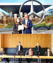 Menperin Agus di Pabrik Mercedes-Benz di Jerman