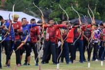 Atlet panahan Yonif 3 Marinir Juara Umum Lomba Panahan Piala Danmenkav 2 Marinir