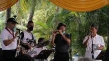 Jazz Goes to Golf Country Club 