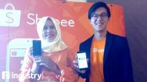 Head Of Operations Shopee Indonesia, Handika Jahja [kanan] (Hariyanto/ INDUSTRY.co.id)