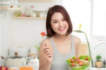 Ilustrasi Mengonsumsi Makanan Sehat (houseoffitness.net)