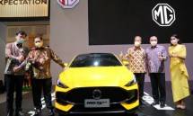 Airlangga Hartarto Terkesima Melihat Inovasi MG di GIIAS 2021