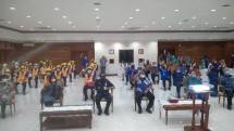 Rachmat Gobel, Wakil Ketua DPR bersama lulusan peserta pendidikan service AC