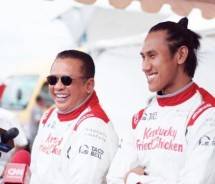 Ketum IMI Bambang Soesatyo dan Pembalap Sean Gealel