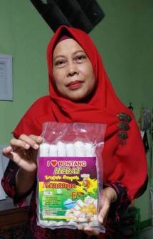 Pempek Kenanga F12 Binaan Pupuk Kaltim Raih Predikat UPI Terbaik Pertama Skala Mikro Kecil dari KKP
