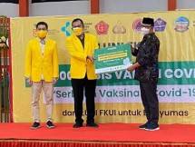 Serbuan Vaksinasi dan Sarasehan Nasional Pandemi Covid-19 ILUNI FKUI di Purwokerto
