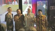 Menteri Agama Yaqut Cholil Qoumas , Desy Ratnasari dan lainnya saat launching Universitas Islam Siber Syekh Nurjati Indonesia (UISSI) 