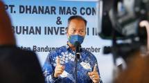 Menteri Perindustrian Agus Gumiwang Kartasasmita 