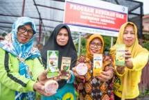 Emak-Emak Eksis Makrifah Herbal Binaan Pupuk Kaltim
