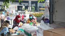 Suasana stand bahan pokok bagi nasabah Asabri