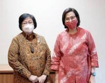 Menteri KLHK Siti Nurbaya dan Menkeu Sri Mulyani