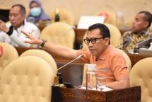 Anggota Komisi IV DPR RI Yohanis Fransiskus Lema di Gedung DPR RI, Senayan, Jakarta, Senin (24/1/2022). Foto: Arief/Man