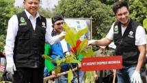 Kamis (27/01/2022) &ndash; Kegiatan menanam bibit pohon dalam program Bina Desa Konservasi Lahan Kritis Desa Cibiru Wetan.