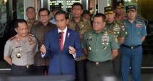 Presiden Jokowi bersama Panglima TNI-Kapolri, Kepala Staf TNI (Foto Ist)