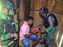 Satgas Kodim Yalimo Yonif RK 751VJS Layani Masyarakat Dalam Bidang Kesehatan
