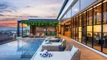 The Manohara Hotel 