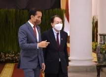 Presiden Jokowi Berdiskusi dengan Pimpinan ADB Bahas Perekonomian Nasioal dan Dunia