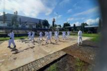 Prajurit Pelatih Puslatsus Pasuruan Tingkatkan Kemampuan Karate