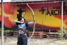 Atlet Yonif 5 Marinir Surabaya Tingkatkan Kemampuan Memanah