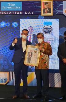 Dirut Indonesia Financial Group Raih Most Popular Financial CEO 2022
