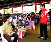 Presiden Jokowi Tinjau Program Vaksinasi di Kota Bitung Sulawesi Utara