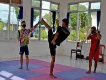 Prajurit Yonif 1 Marinir Sidoarjo Latihan Bela Diri Taekwando